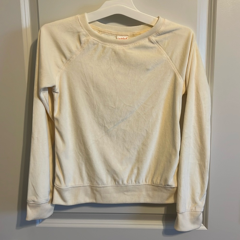 Girl’s Velour Long Sleeve top